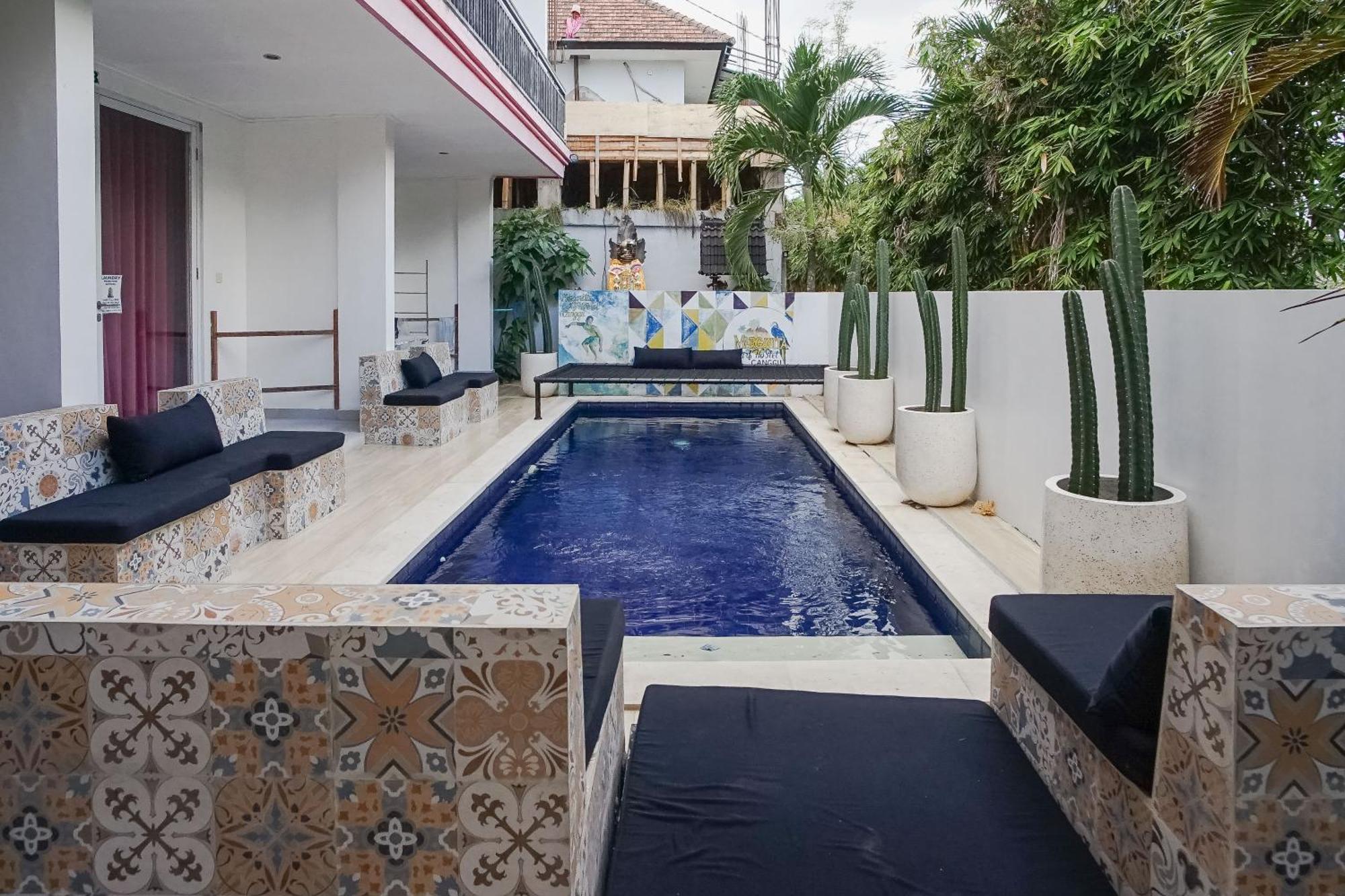 Margarita Surf Hostel Canggu מראה חיצוני תמונה